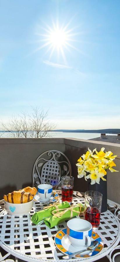 Apartment Stefania On The Beach Koromacno Luaran gambar
